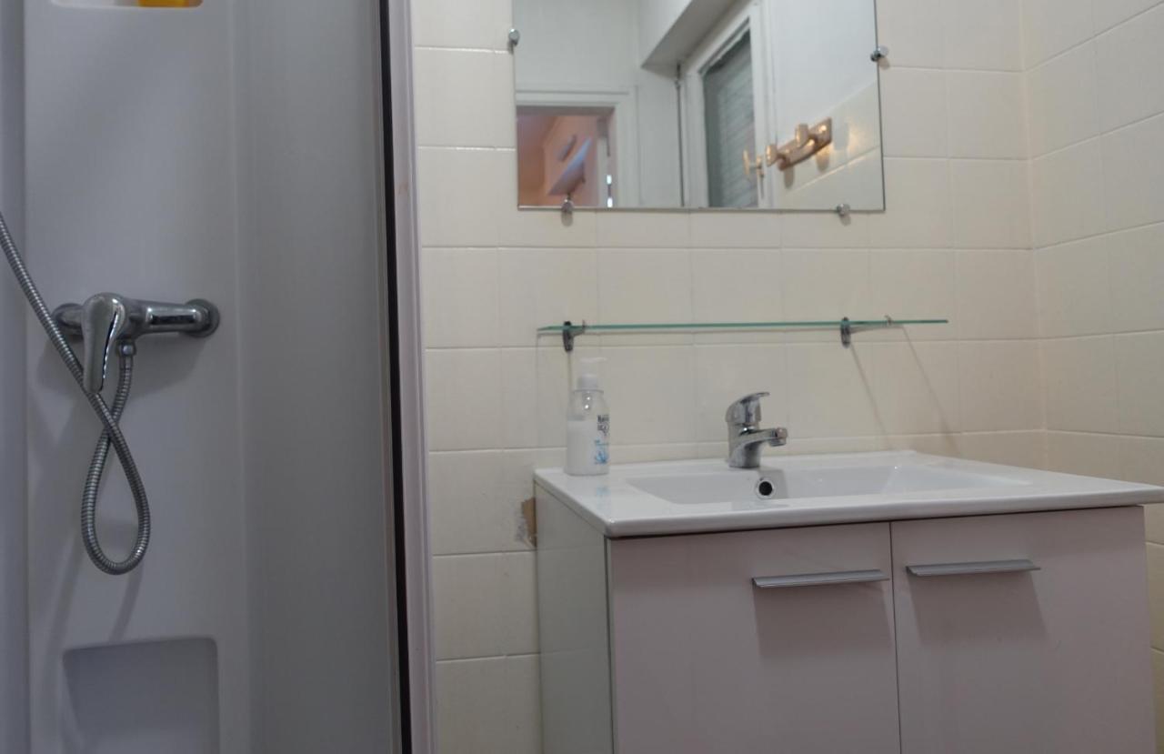 Ty Nevet - Appartement Avec Balcon Et Parking Prive Quimper Esterno foto